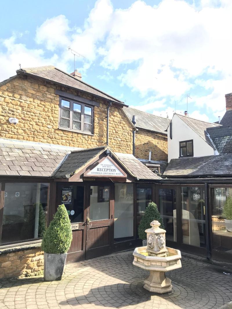 Deddington Arms - Genel