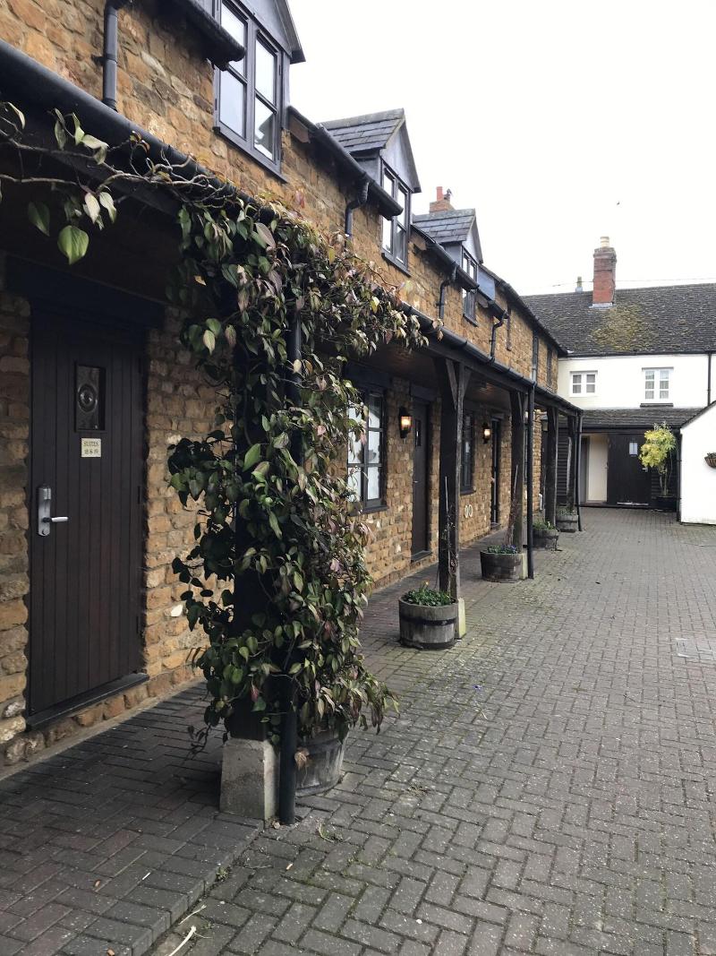 Deddington Arms - Genel
