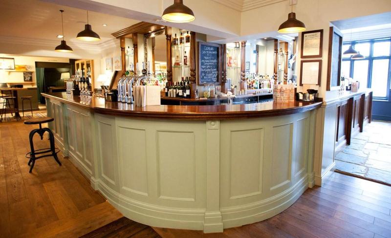 Crown Hotel - Bar
