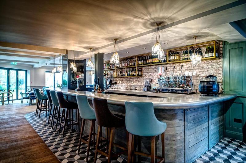 The Great House At Sonning - Bar