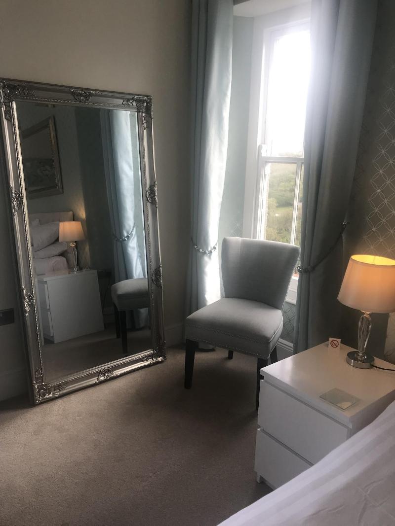 Highcliffe Hotel - Oda