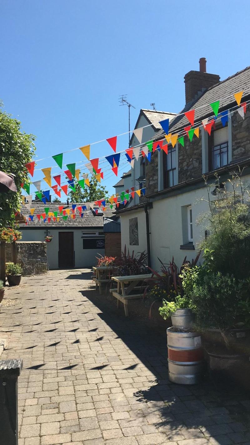 Castle Inn - Genel