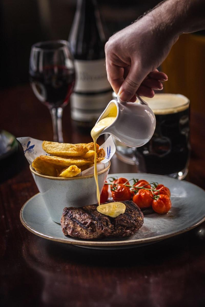 The Pied Bull - Restoran