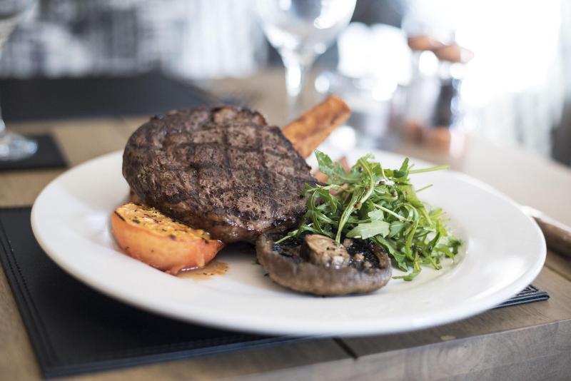 The Pied Bull - Restoran