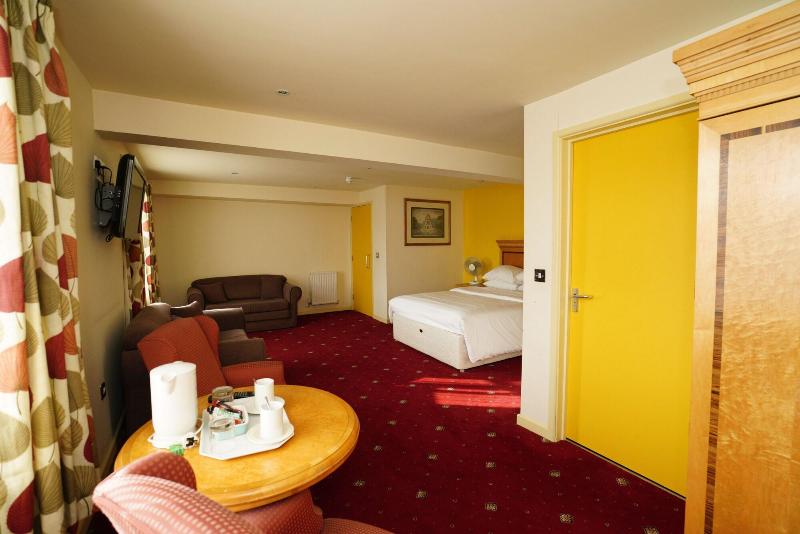 Three Queens Hotel - Oda