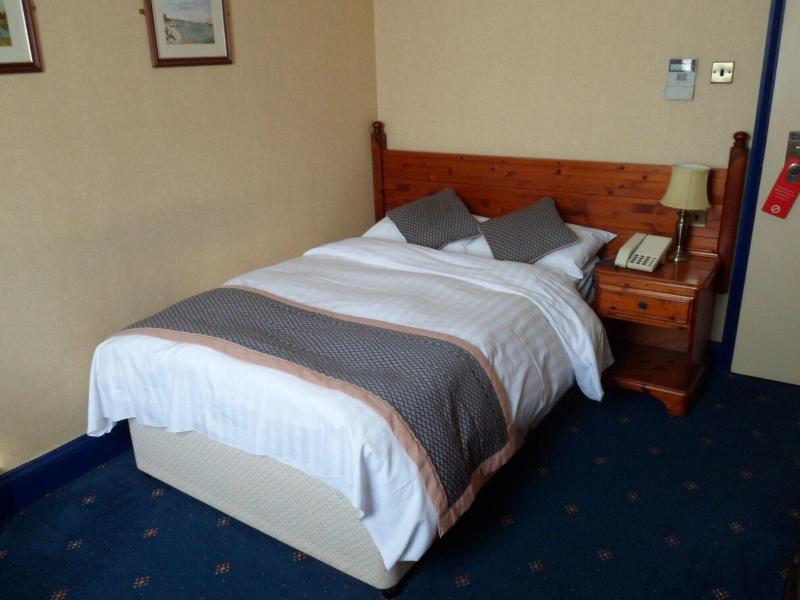 Three Queens Hotel - Oda