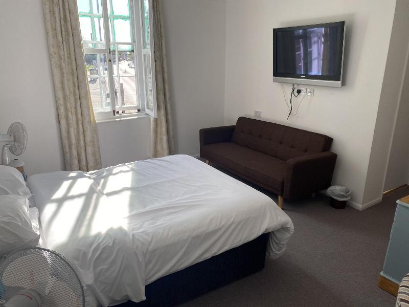 Three Queens Hotel - Oda