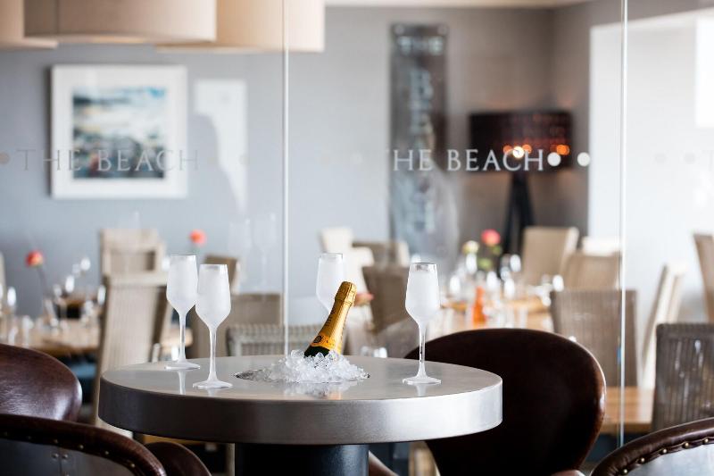 The Beach At Bude - Bar