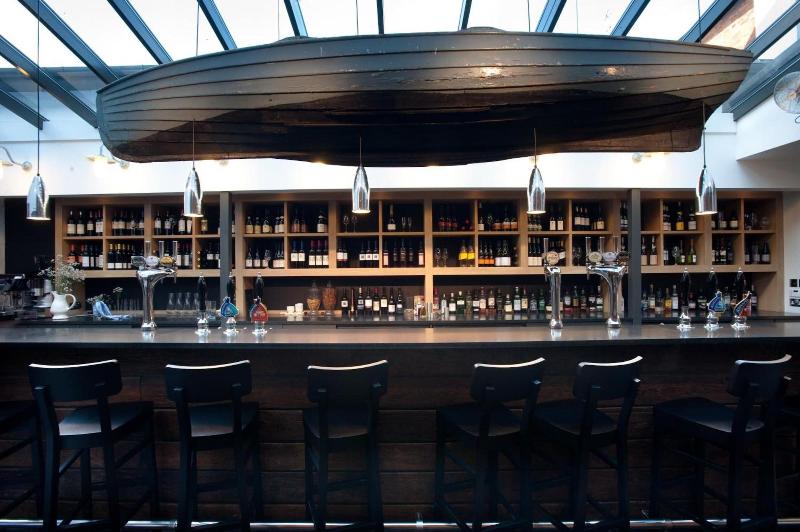 The Crown Hotel - Bar