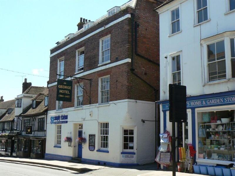 The George Hotel - Genel