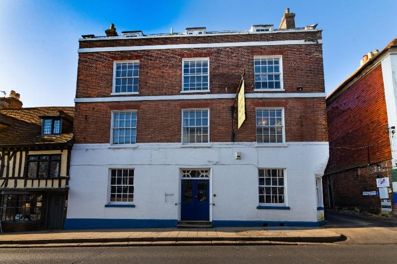 The George Hotel - Genel