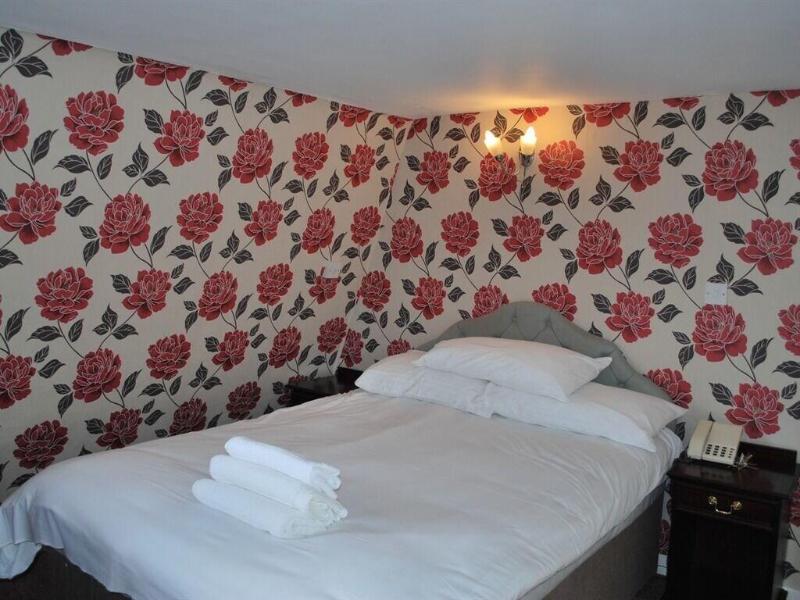 The George Hotel - Genel