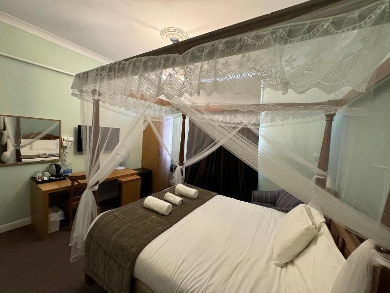 The George Hotel - Oda