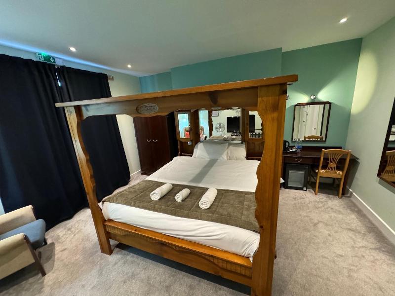 The George Hotel - Oda