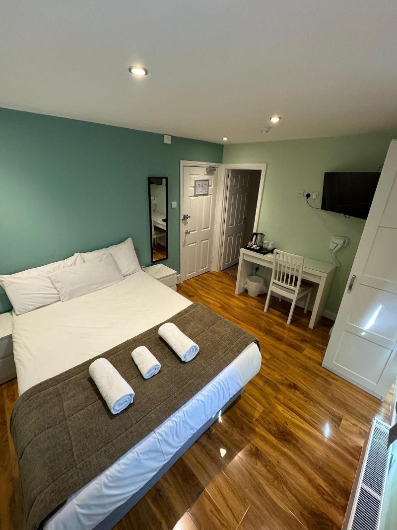 The George Hotel - Oda