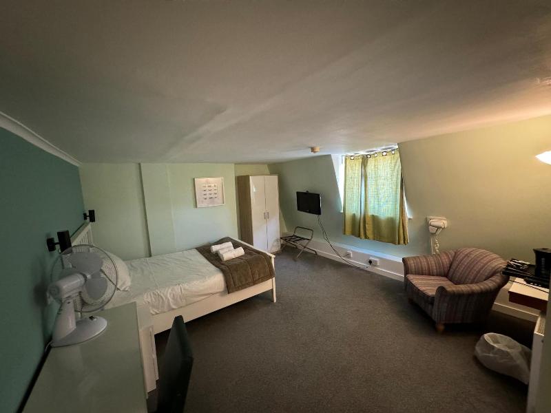 The George Hotel - Oda