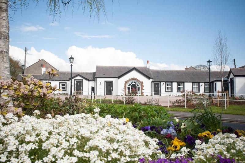 Smiths At Gretna Green - Oda