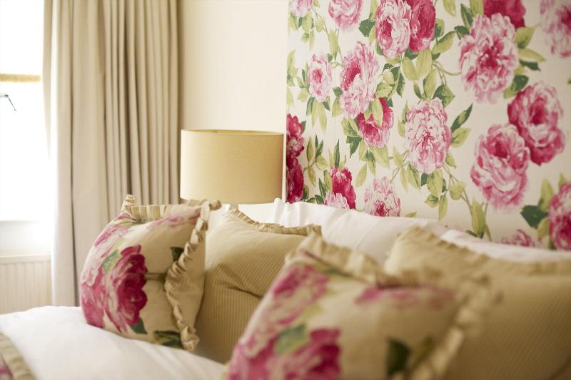 Hare And Hounds Hotel - Oda