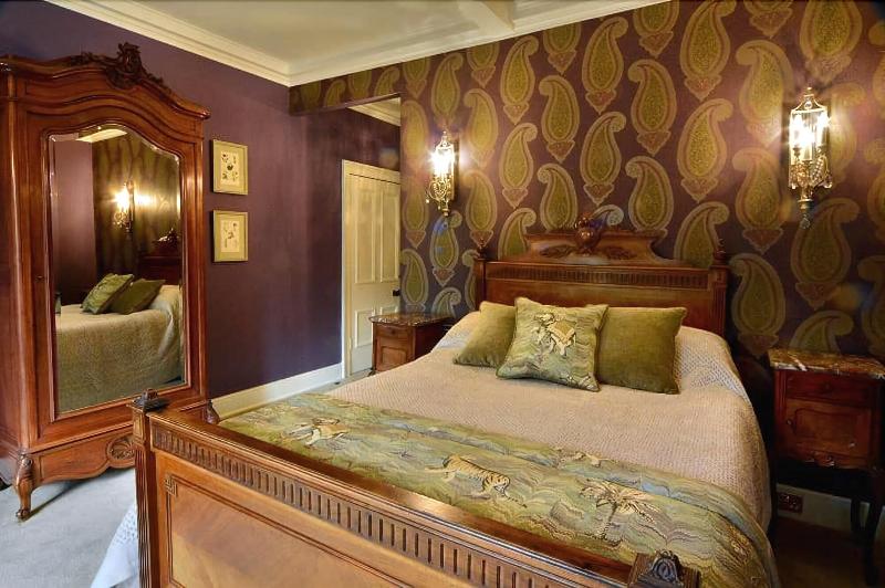 Pale Hall Hotel - Oda