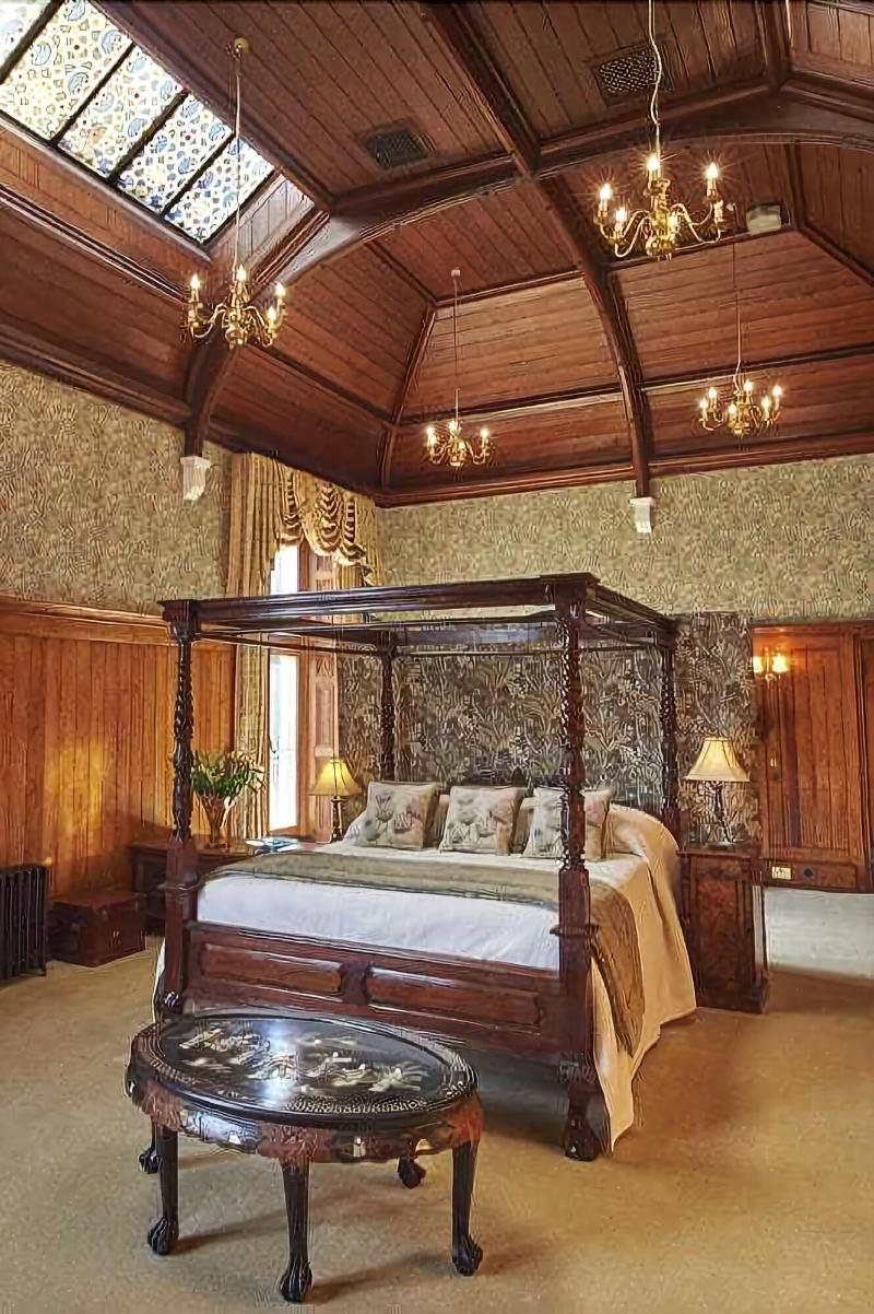 Pale Hall Hotel - Oda