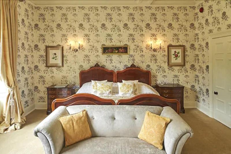 Pale Hall Hotel - Oda