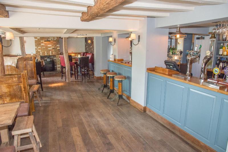 The Swan Inn - Bar