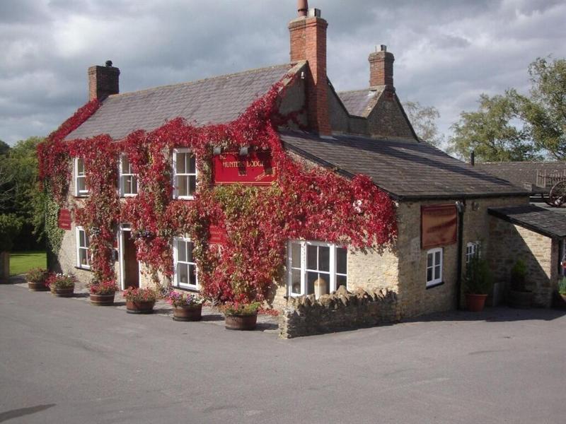 Hunters Lodge Inn - Genel