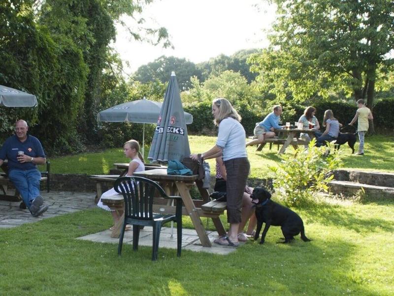 The White Lion Inn - Genel