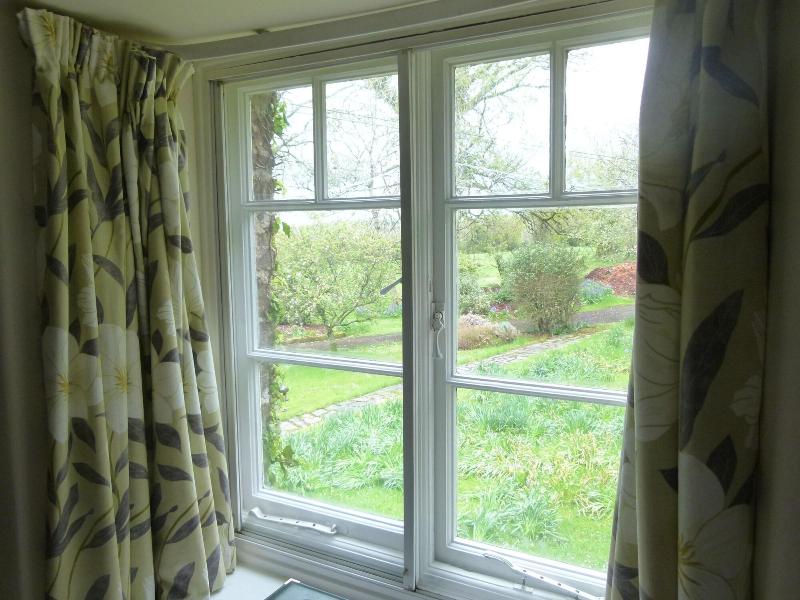 Collaven Manor Hotel - Oda
