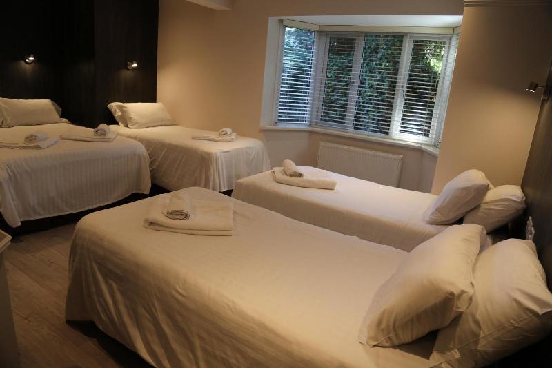 Debden Guest House - Oda