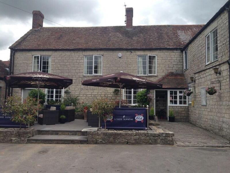 Mildmay Arms - Genel