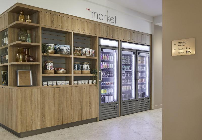 Courtyard By Marriott London City Airport - Genel