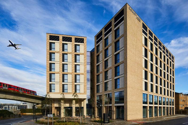 Courtyard By Marriott London City Airport - Genel