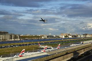 Courtyard By Marriott London City Airport fotoÄŸrafÄ±