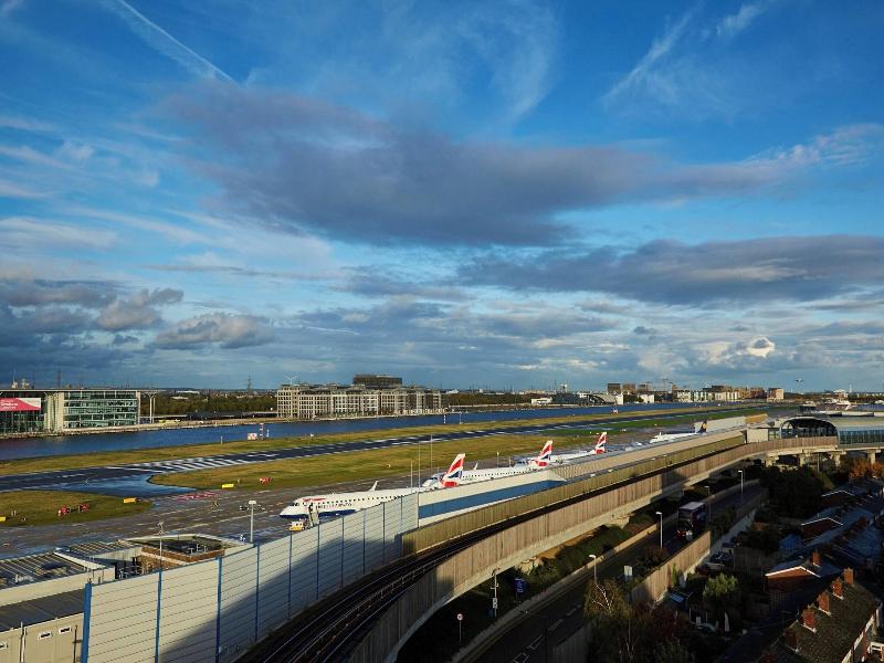 Courtyard By Marriott London City Airport - Oda