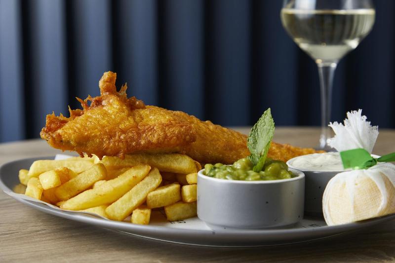 Courtyard By Marriott London City Airport - Restoran