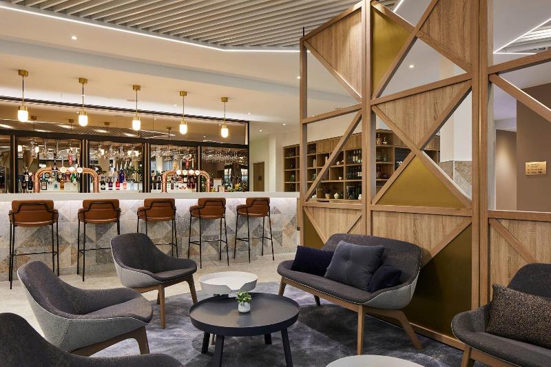 Courtyard By Marriott London City Airport - Restoran