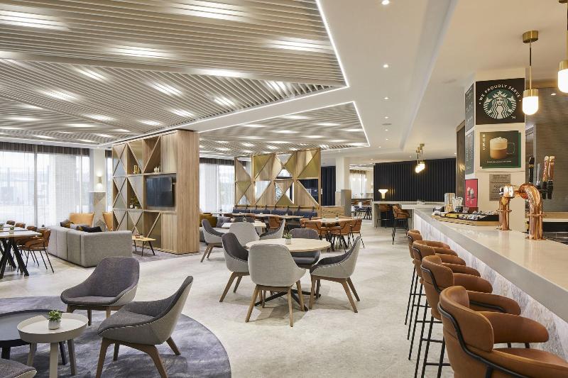 Courtyard By Marriott London City Airport - Restoran