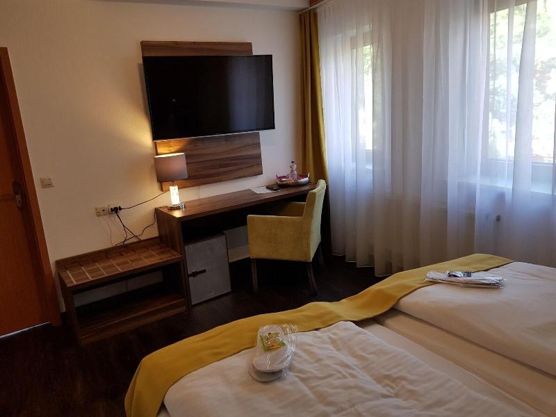Hotel Stadt Milin - Oda