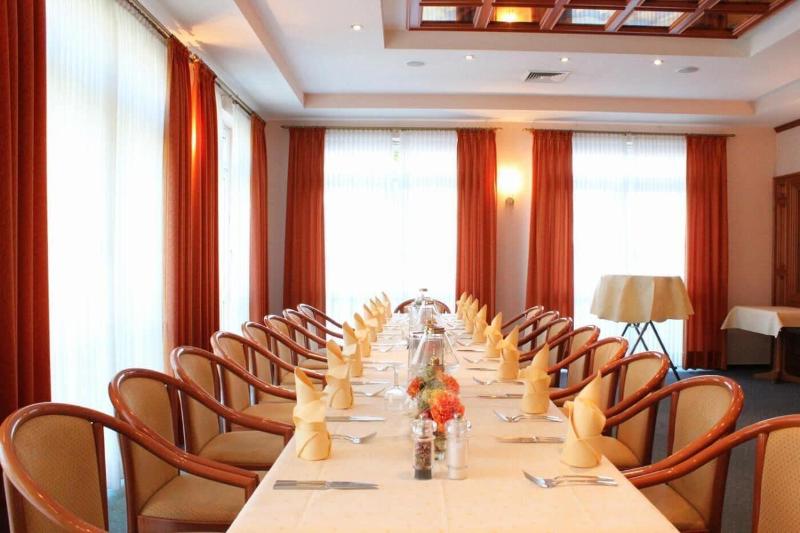 Hotel Restaurant Am Park - Toplantı