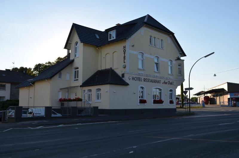 Hotel Restaurant Am Park - Genel