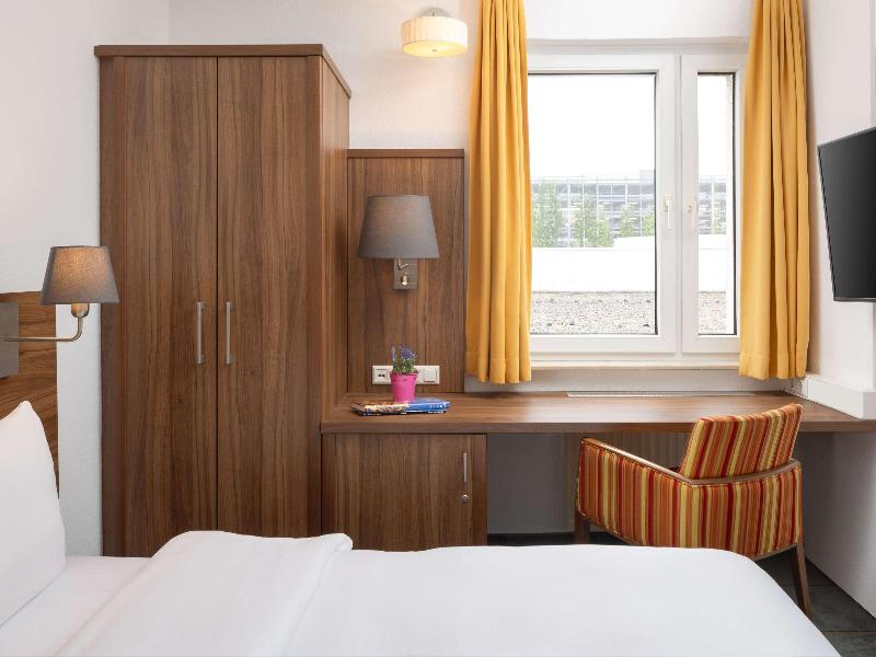 ibis Styles Darmstadt - Oda