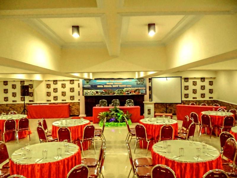 Grand City Batu Hotel - Restoran