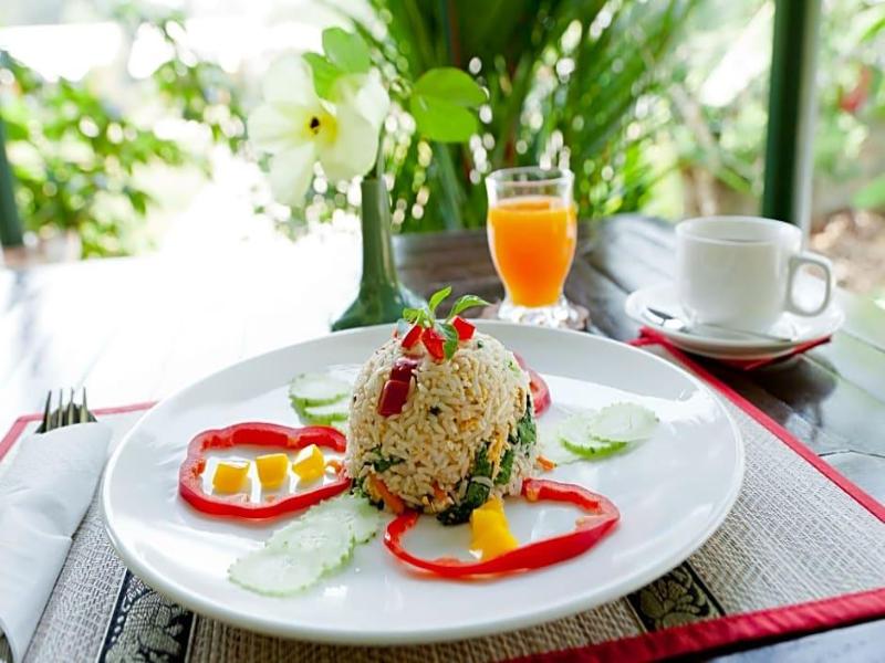 The Mouth Resort - Genel