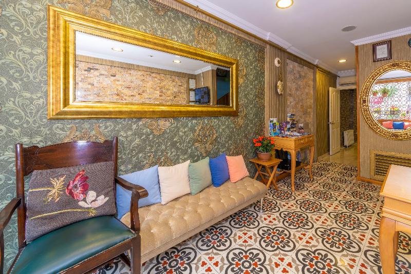 Walnut Shell Hotel - Genel