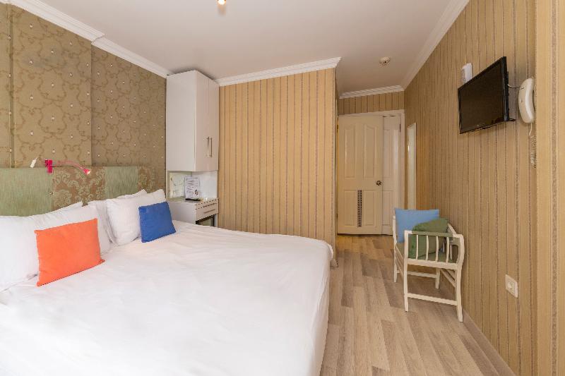 Walnut Shell Hotel - Oda