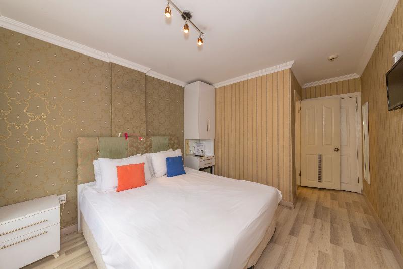 Walnut Shell Hotel - Oda