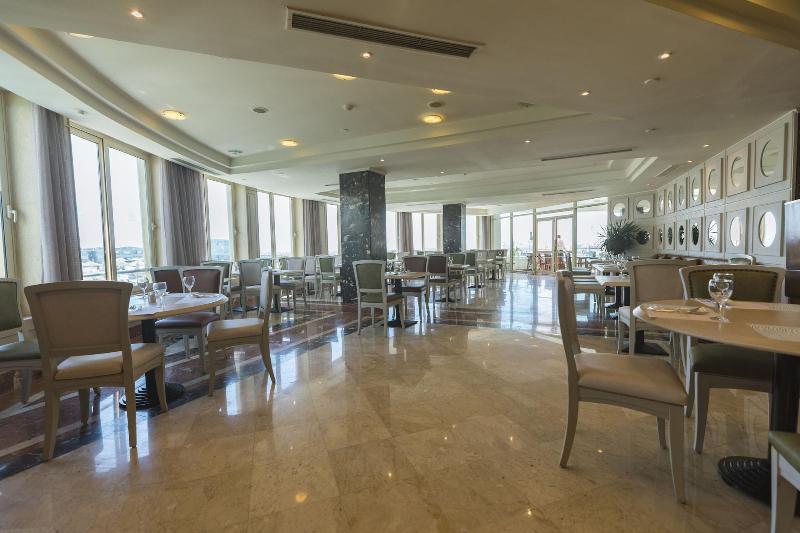 Sunrise Alex Avenue Hotel - Restoran