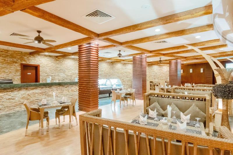 Coral Sea Beach & Aqua Park - Bar