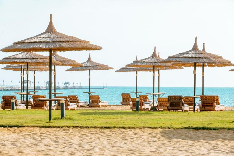 Coral Sea Beach & Aqua Park - Plaj
